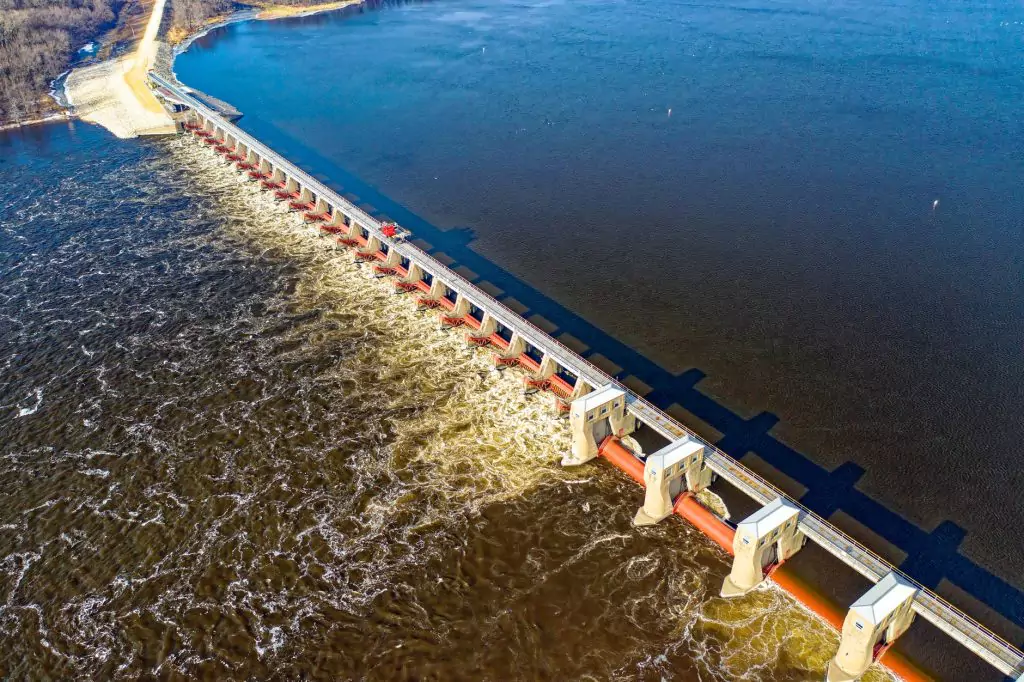 biggest dams in Africa - Kainji Dam - Nigeria